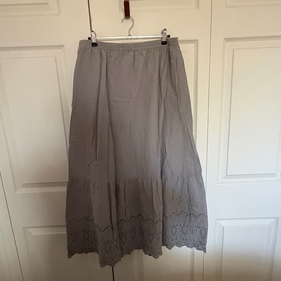 Neuflora Dresses & Skirts - Women's Midi Eyelet Hem Skirt - Gray